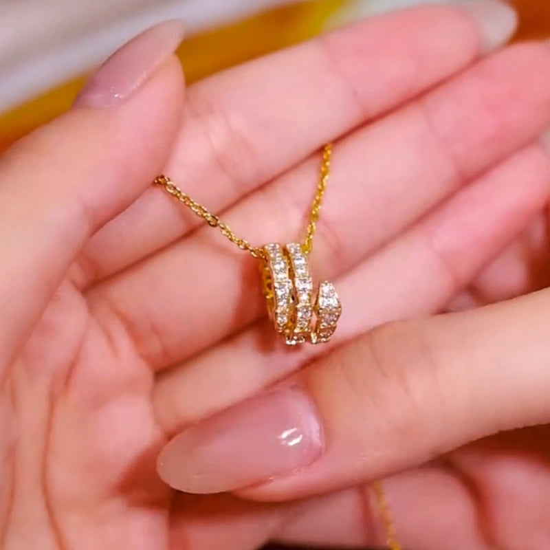 Detailed view of the 14K Gold-Plated Zircon Temperament Pendant Necklace chain and pendant