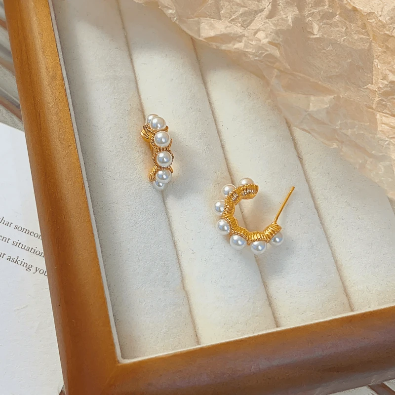 14K Gold-plated C-Shaped Bead Earrings - elegant C-Shaped Bead Earrings