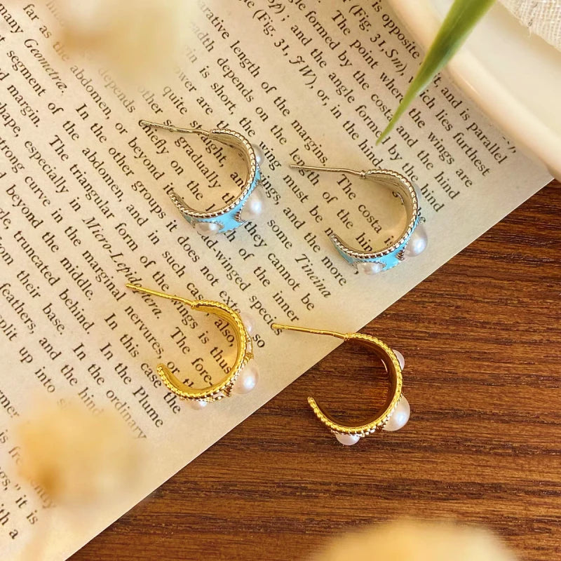 Perfect C-Shaped Pearl Earrings for adding glamour to any outfit