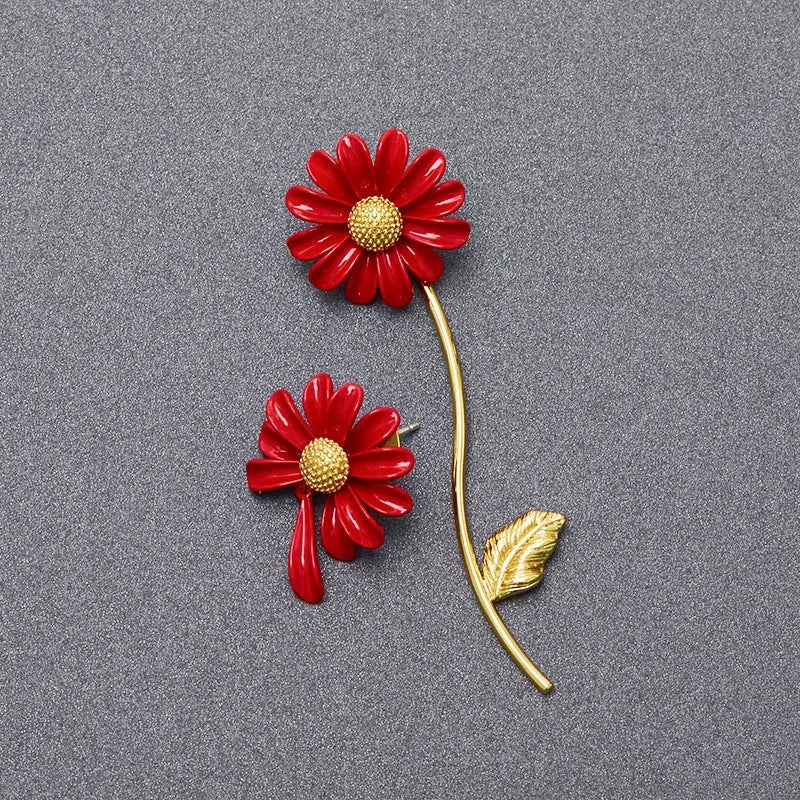 Close-up detail of the sparkling zircons and plating on the Daisy Flower Earrings