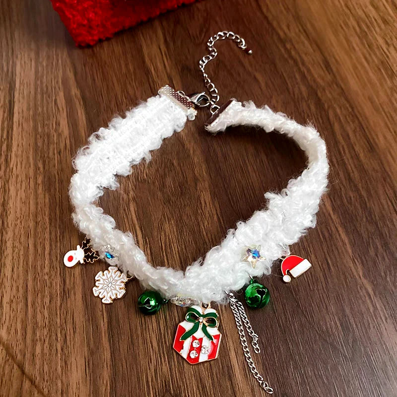 Close-up of the pendant and clasp on the Christmas Choker