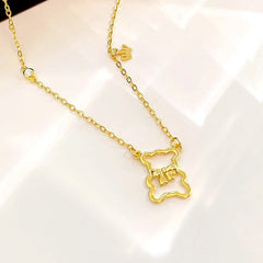 Detailed view of the Sterling Silver Bear Necklaces chain and pendant