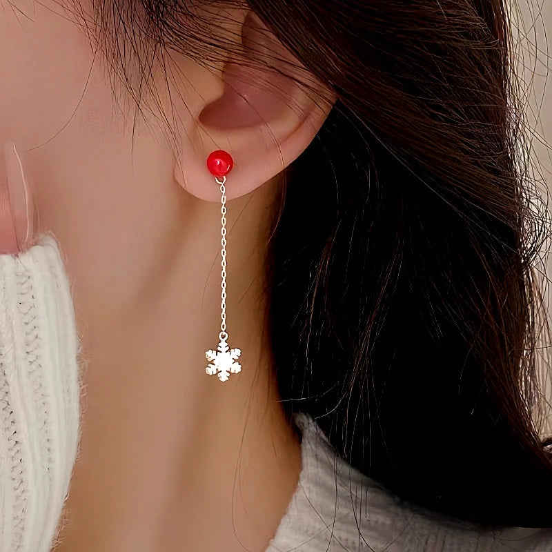 Close-up detail of the sparkling zircons and plating on the Pearl Snowflake Earrings