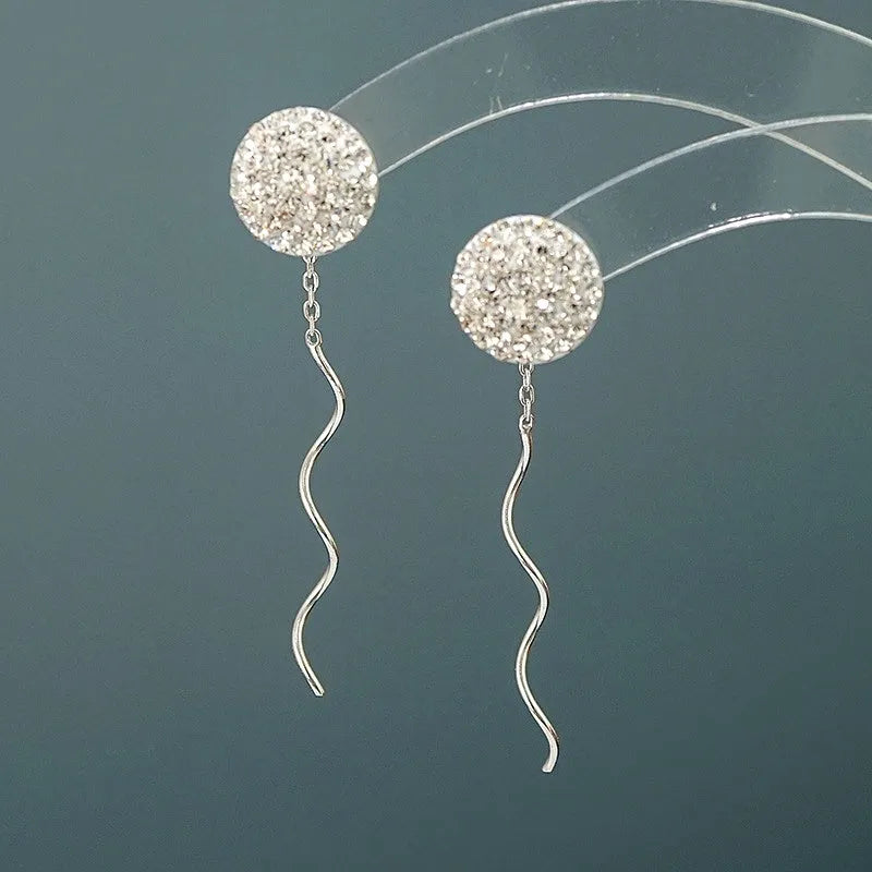 Close-up detail of the sparkling zircons and plating on the Wavy Line Threaders