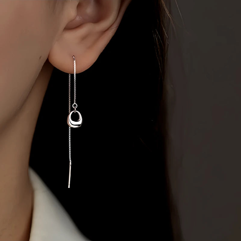 Close-up detail of the sparkling zircons and plating on the Multi-Disc Threaders