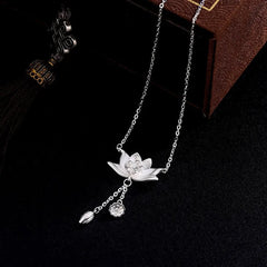 Detailed view of the Sterling Silver Lotus Tassel Necklace chain and pendant