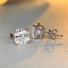 Model showcasing the dangle and style of the Sterling Silver Zircon Carbon Diamond Earrings And Necklace Set