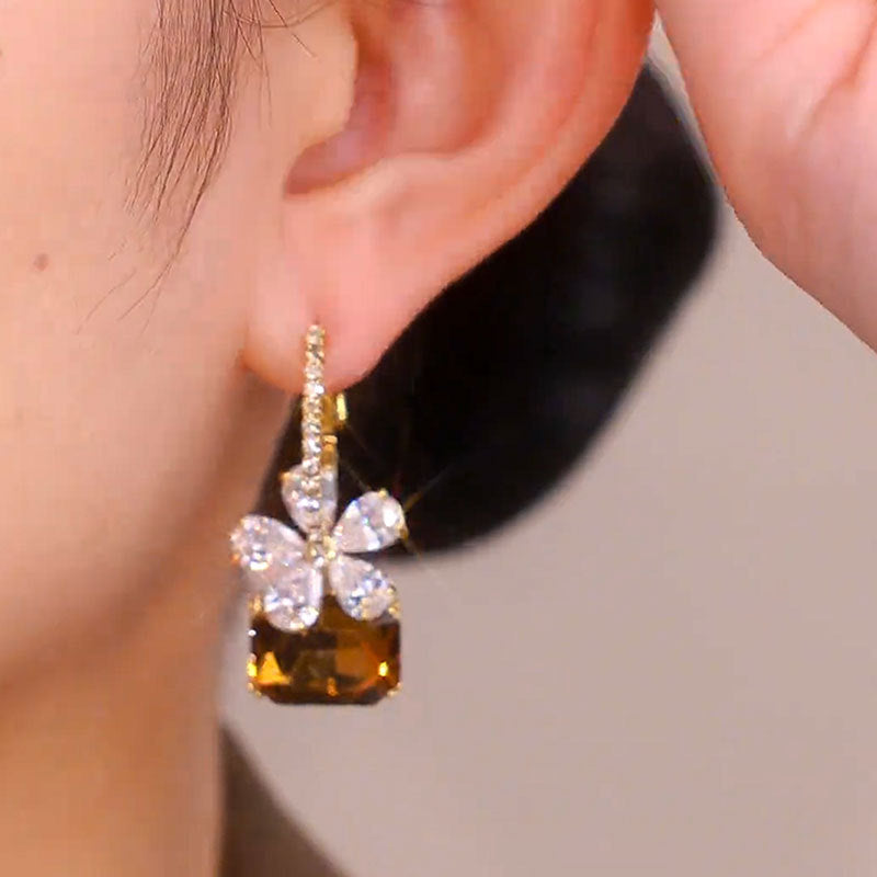 Minimalist, Stylish & Cute Flower Earrings
