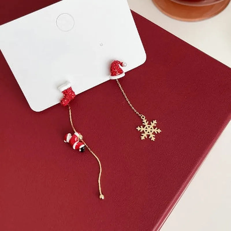 Silver Post Christmas Santa Claus Earrings - elegant Santa Claus Earrings